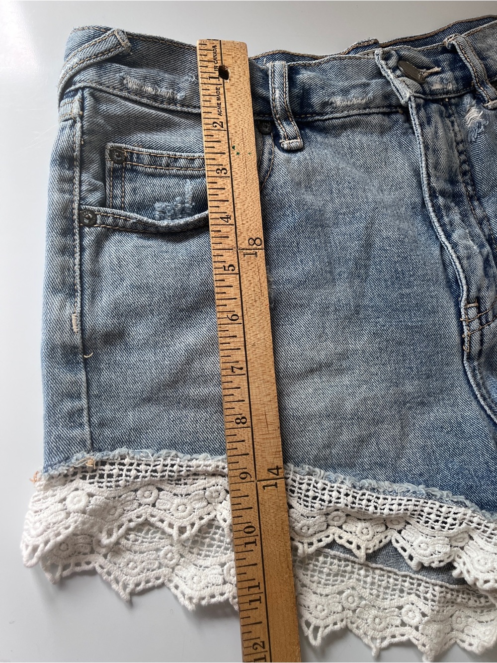 Free People Distressed Denim Shorts Crochet Lace Hem Daisy Dukes 26 - Picture 5 of 7